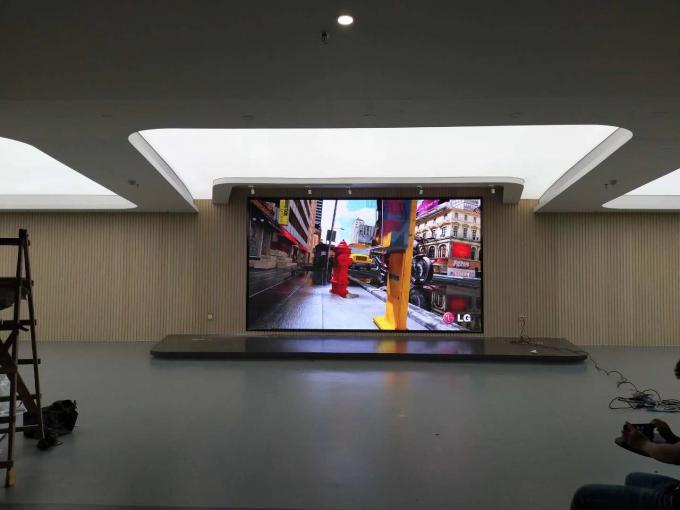 Indoor HD Full Color LED Screen P2.5 IP43 Large Viewing Angle Long Lifespan